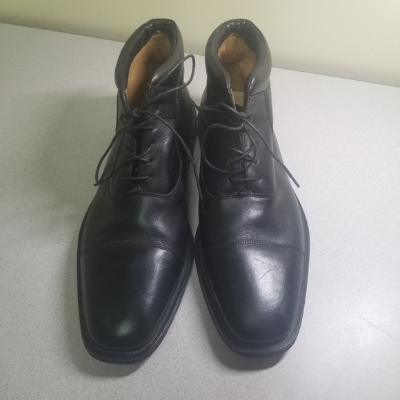 LIKE NEW J. Murphy Boots - Picture 4 of 9